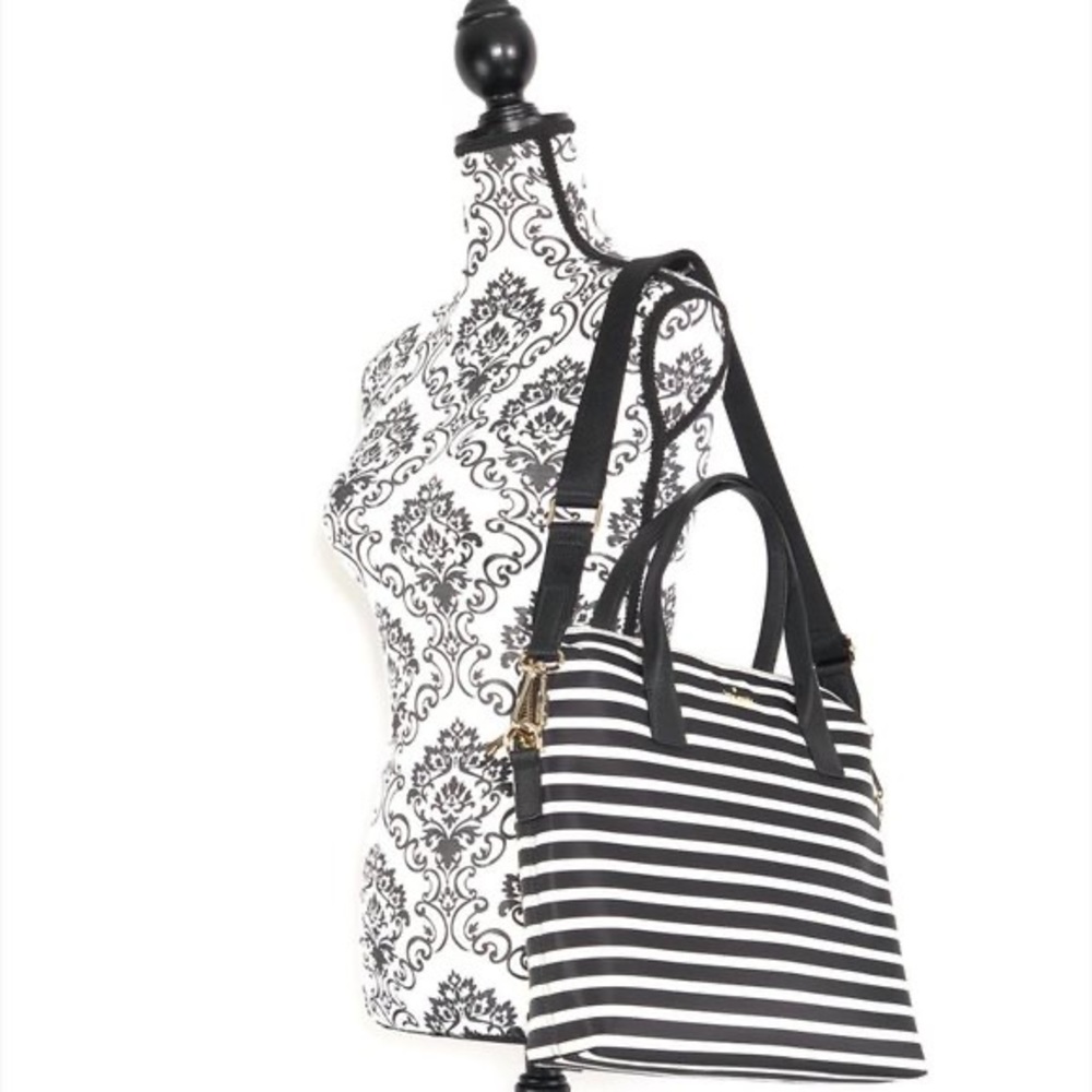 Kate Spade New York Universal Laptop Commuter Case, Black & White